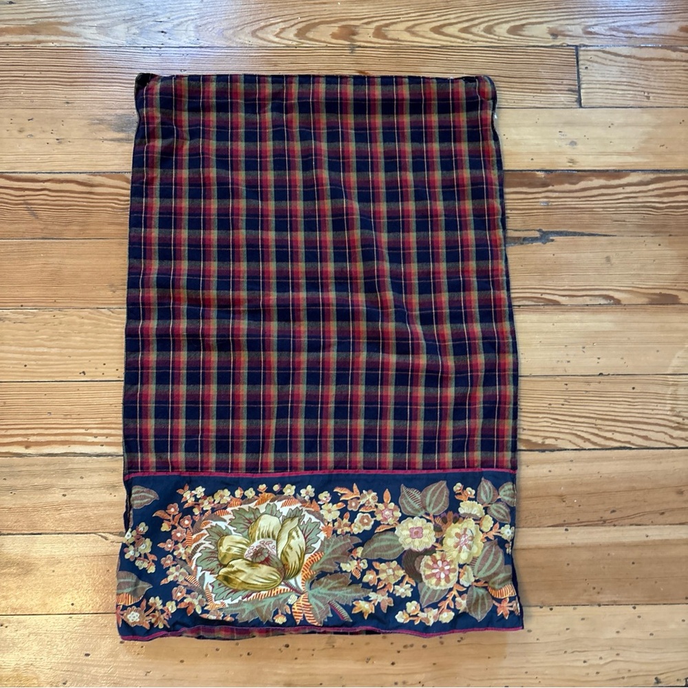 Vtg 2000 APRIL CORNELL Standard Pillowcase  Blue & Red Plaid Floral Stripe